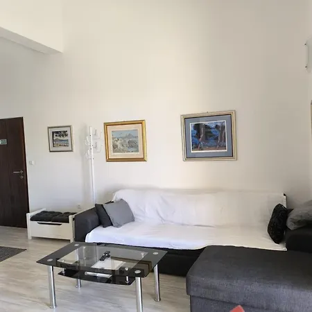 With Parking Space - 27877 Appartement